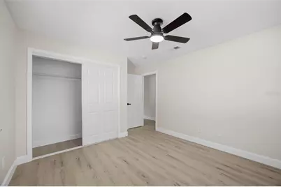 920 W Candlewood Avenue, Tampa, FL 33603 - Photo 23