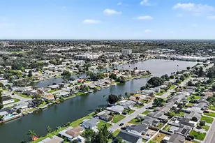 4019 Baden Dr, Holiday, FL 34691 - Photo 37