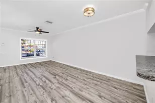 6229 Bayside Key Dr, Tampa, FL 33615 - Photo 11