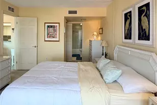 4900 Brittany Dr S, Saint Petersburg, FL 33715 - Photo 11