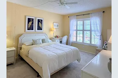 4900 Brittany Drive S #805, Saint Petersburg, FL 33715 - Photo 9
