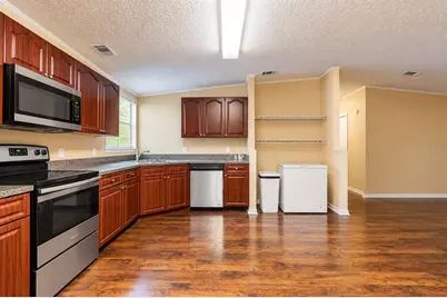 1215 E 149th Avenue, Lutz, FL 33549 - Photo 7