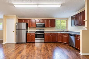 1215 E 149th Ave, Lutz, FL 33549 - Photo 5