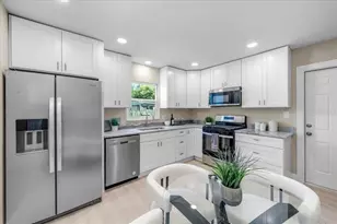14756 Mockingbird Ln E, Clearwater, FL 33760 - Photo 13