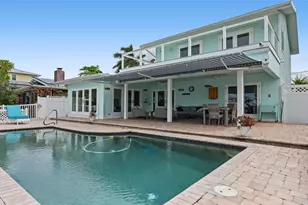 544 Lillian Dr, Madeira Beach, FL 33708 - Photo 5