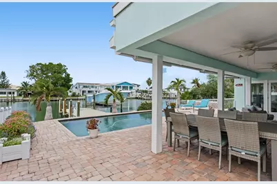 544 Lillian Drive, Madeira Beach, FL 33708 - Photo 7