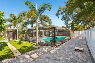 13914 84th Ter, Seminole, FL 33776 - Photo 27