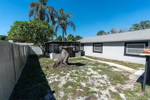 1951 Taylor Lake Cir, Seminole, FL 33778 - Photo 29