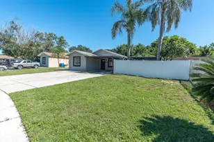 1951 Taylor Lake Cir, Seminole, FL 33778 - Photo 33