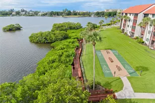 1636 Stickney Point Rd, Sarasota, FL 34231 - Photo 35