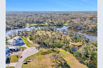 8339 Alafia Pointe Drive, Riverview, FL 33578 - Photo 3