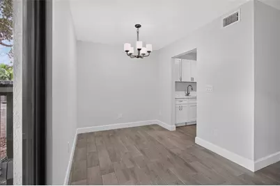 876 116th Avenue N #103, Saint Petersburg, FL 33716 - Photo 7