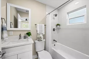 4800 22nd St N, Saint Petersburg, FL 33714 - Photo 17