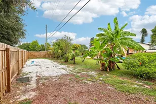 398 Colony Point Rd S, Saint Petersburg, FL 33705 - Photo 31