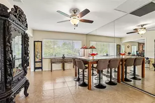 398 Colony Point Rd S, Saint Petersburg, FL 33705 - Photo 15