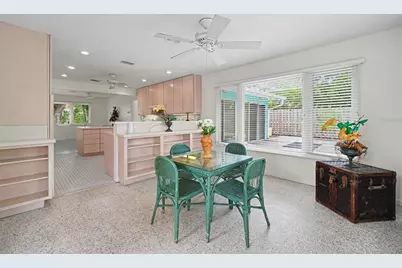 528 Ralph Street, Sarasota, FL 34242 - Photo 13