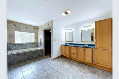 1348 Edgewater Beach Drive, Lakeland, FL 33805 - Photo 33