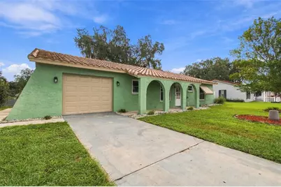 8410 Angela Court, Zephyrhills, FL 33541 - Photo 7