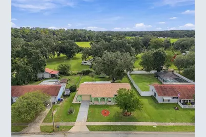 8410 Angela Court, Zephyrhills, FL 33541 - Photo 55