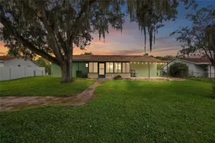 8410 Angela Ct, Zephyrhills, FL 33541 - Photo 51