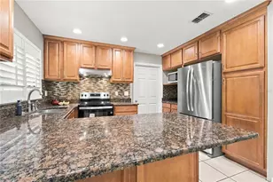 8410 Angela Ct, Zephyrhills, FL 33541 - Photo 15