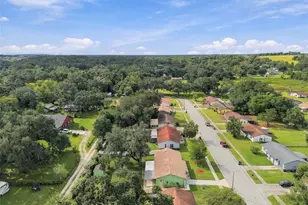 8410 Angela Ct, Zephyrhills, FL 33541 - Photo 57