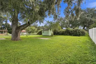 8410 Angela Ct, Zephyrhills, FL 33541 - Photo 47