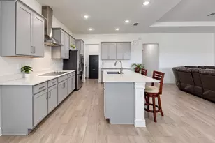 12564 Colonnade Vis Dr, Riverview, FL 33579 - Photo 15