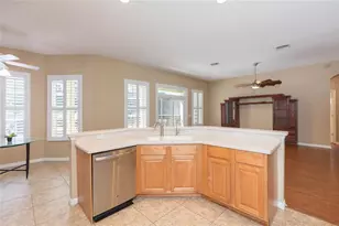 11730 Lakeview Dr, New Port Richey, FL 34654 - Photo 7