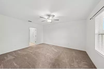 6450 Back Forty Loop, Zephyrhills, FL 33541 - Photo 13