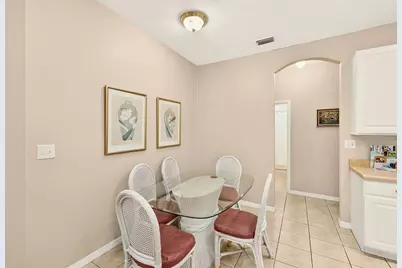 8634 Alexandra Arbor Lane, Temple Terrace, FL 33637 - Photo 17