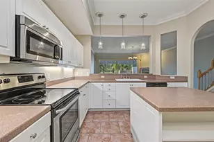 1626 Lago Vista Blvd, Palm Harbor, FL 34685 - Photo 9