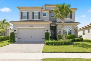 32604 Tree of Life Ave, Wesley Chapel, FL 33543 - Photo 3