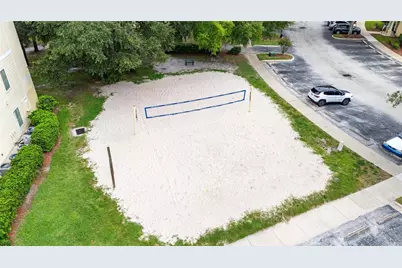 18235 Bridle Club Drive #18235, Tampa, FL 33647 - Photo 11