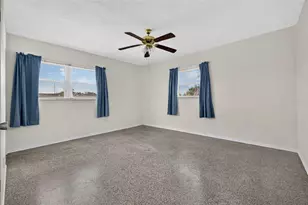 6401 34th Ave N, Saint Petersburg, FL 33710 - Photo 13