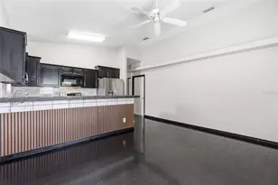 2115 Salem Ave N, Saint Petersburg, FL 33714 - Photo 7