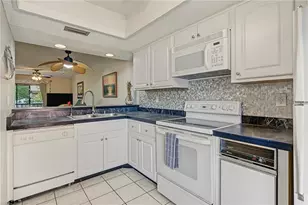 110 Lakeside Ct, Oldsmar, FL 34677 - Photo 5