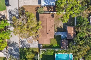 4420 Pompano Dr SE, Saint Petersburg, FL 33705 - Photo 25