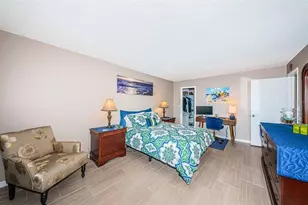 4575 Cove Cir, Saint Petersburg, FL 33708 - Photo 29