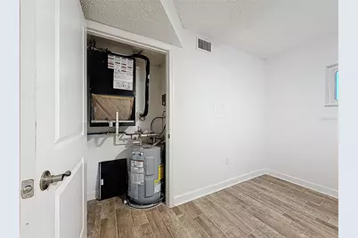 4550 Cove Circle #106, Saint Petersburg, FL 33708 - Photo 27