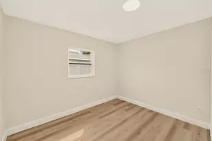 214 45th Ave NE, Saint Petersburg, FL 33703 - Photo 21