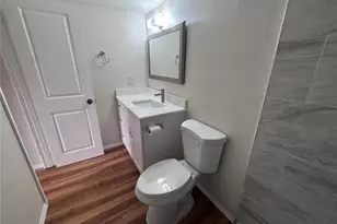 3401 Clark Rd, Sarasota, FL 34231 - Photo 15
