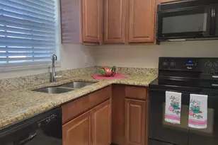 711 Russell Ln, Brandon, FL 33510 - Photo 7