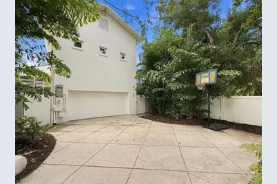 2703 W Price Avenue, Tampa, FL 33611 - Photo 75