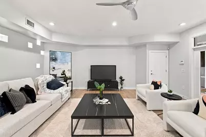 2703 W Price Avenue, Tampa, FL 33611 - Photo 15