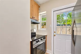 4117 Bay St NE, Saint Petersburg, FL 33703 - Photo 13