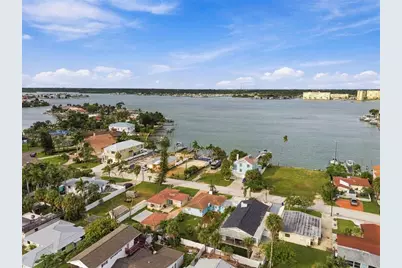 15424 2nd Street E, Madeira Beach, FL 33708 - Photo 59