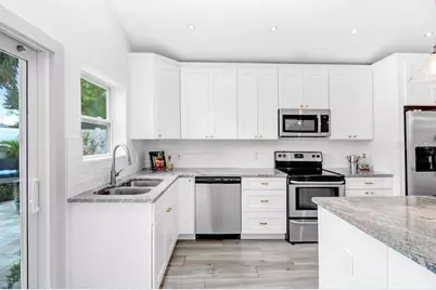 3509 W Rogers Avenue, Tampa, FL 33611 - Photo 11