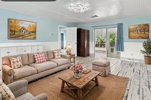 3031 Muir St, Holiday, FL 34691 - Photo 3