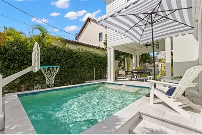 842 19th Avenue N, Saint Petersburg, FL 33704 - Photo 15